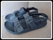 Sinsay klapki z regulowanym zapięciem sandały 33