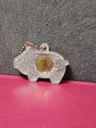 Świnka na szczęście breloczek 