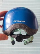 Kask rowerowy dla dzieci BTWIN na deskorolkę 1 - 4 lata, stan BDB