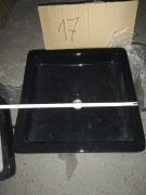 Umywalka nablatowa czarna lub biało czarna 45x45