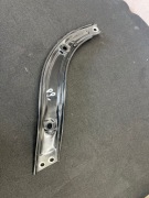 Wspornik pasa przedniego Dacia Spring PRAWY