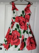 Śliczna sukienka idealna na wesele.