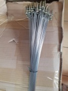 >Śruby do montażu strzechy