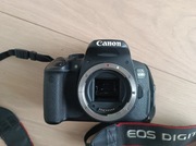 Lustrzanka cyfrowa Canon EOS 650D. Korpus