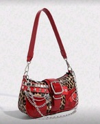 Torebka damska Y2K – czerwona z motywem panterki, łańcuszkami i ćwiekami 