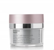 Krem na noc z retinolem Volu-Firm TimeWise Repair