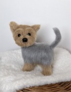 Yorkshire terrier, piesek na szydełku, rękodzieło