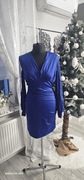 Elegancka  sukienka w kolorze kobaltowym