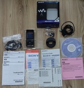 SONY WALKMAN model NWZ A826 MP4 (fabryczny komplet) - jak nowy