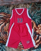 Komplet sportowy 158 cm 