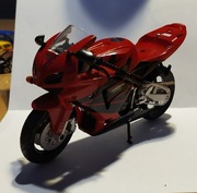 Honda CBR 600RR – model motocykla 1:12 – czerwony