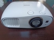 Projektor EPSON EH-TW6700