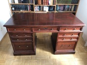 stare biurko w stylu Jerzego III