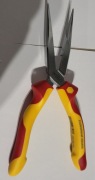 Szczypce półokrągłe Wiha 26727 200 mm czerwono-żółte
