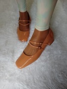 (42) Beżowe Baleriny wieczorowe z zapięciem, NOWE 