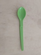 tupperware zielona lyzeczka