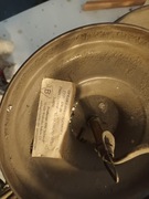 Lampa firmy Kemar.Zmieniarka samocodowa Philips.Krzesła firmy Fameg