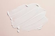 OUAI Anti-Frizz Cream Krem do Włosów Przeciw Puszeniu 30ml