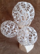 BOMBKI SZYDEŁKOWE RĘCZNIE ROBIONE 3 szt (9) 