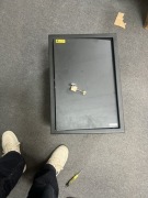 Sejf z zamkiem kluczowym, 50x35x35cm (HxWxD)