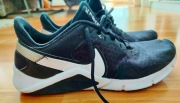 Nike Legend Essential