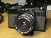 Praktica LLC, lustrzanka analogowa z byłej NRD.