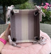 Pojemnik / kosz do przechowywania żywności