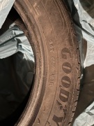 Komplet opon PRAWIE NOWE Goodyear Efficientgrip letnie 195/55 R16