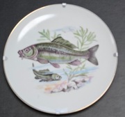 Japoński talerz do zawieszenia na ścianie z Rybą