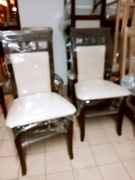 Krzesła do salonu 