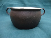Stary garnek żeliwny średnica 21,8 cm