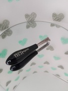 Przyrząd do czyszczenia szczotek do włosów