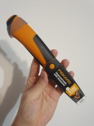 Fiskars NOWY nóż uniwersalny zintegrowana ostrzałka (pomarańczowy) stal 420