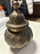 Mosiężna frezowana cukiernica 