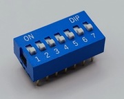DIP switch 7 pozycyjny, do druku, niebieski