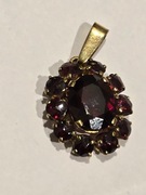 Złota zawiesz z granatami .wisior, zawieszka złoto