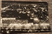 Warszawa - widok ogólny, nocą. 