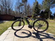 Rower elektryczny Cannondale MTB, silnik Bosch