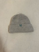 Nowa szara czapka zimowa z miękkim ociepleniem