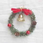 mały wianek świąteczny, wianuszek dekoracja na Boże Narodzenie
