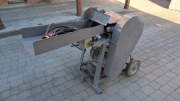 Rębak do gałęzi, silnik 7 kW, solidny