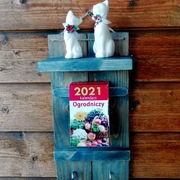 Organizer ścienny na notes i z półeczką