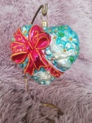 KOMOZJA BOMBKA - Serce z Kokardą czerwoną 