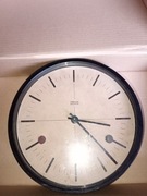 Nietypowy zegar wtórny kolejowy