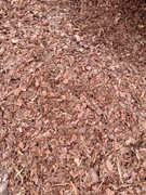 Kora sosnowa sortowana ,średnia frakcja 80L