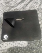 SteelSeries QcK Cloth mała + Steelseries mouse bungee