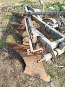 Sprzedam pług 3 skibowy unia Grudziądz stan dobry rama prosta