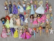 Zestaw lalek Barbie i nie tylko