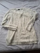 Sweter z cekinami #L