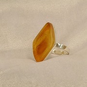 Pierścionek Srebro i Bursztyn